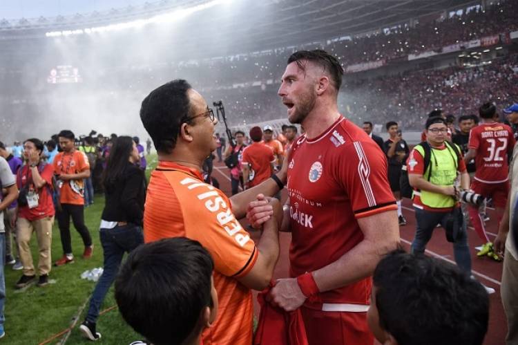 Ketika Zaman Anies Konvoi Kemenangan Persija di Balaikota