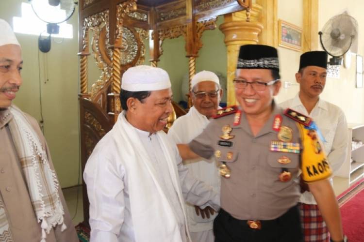 Jumat Keliling, Kapolda Jambi Minta Masyarakat Jangan Mudah Terprovokasi