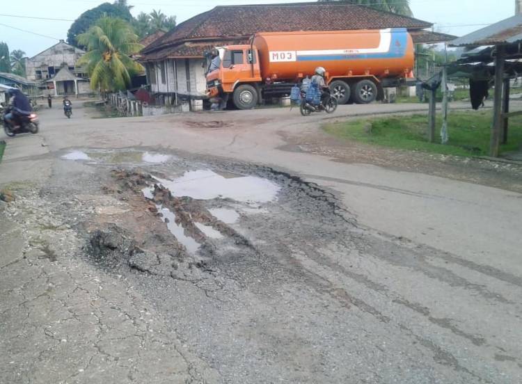 Warga Mengeluh, Kota Bersejarah Itu Kurang Diperhatikan Pemkab Batanghari