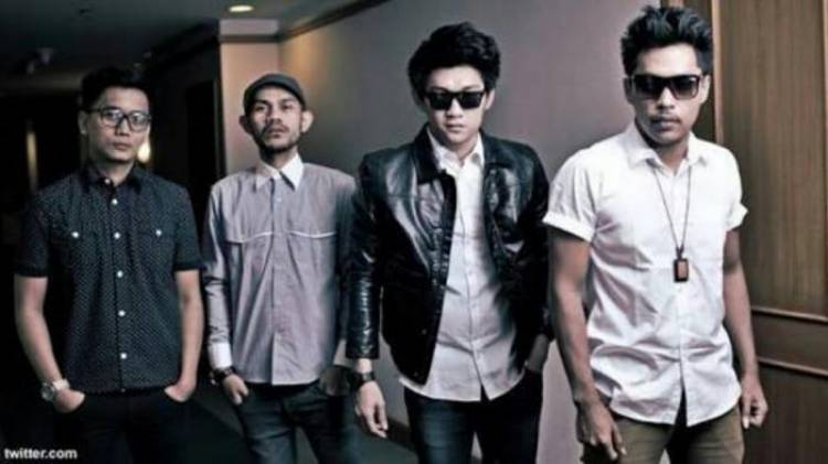 Personil Grup Band Seventeen Hilang Saat Tsunami