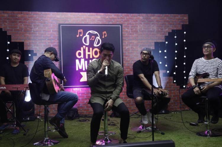 PILU!! Ifan Lepas Kepergian Dua Sohibnya Korban Tsunami, Berharap Drummer Pulang