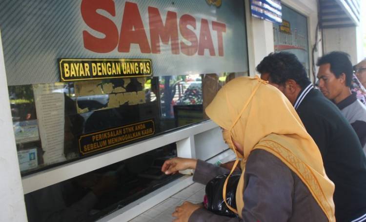 Hari Terakhir! Layanan Penghapusan Pajak Administrasi Kendaraan Hari Senin