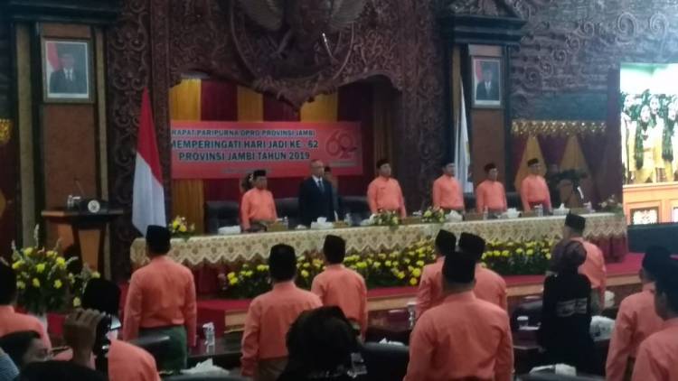 Para Tersangka KPK Pimpin Sidang Paripurna HUT Provinsi Jambi ke 62