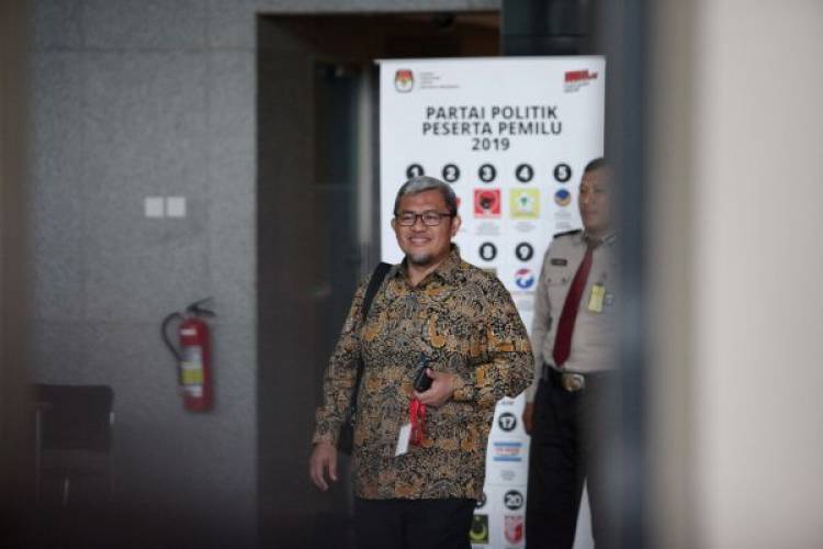 Aher: Ada Miskomunikasi Antara Saya dengan KPK