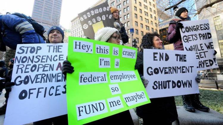 Gara-gara Trump, Ratusan Ribu Pegawai Negeri AS dan FBI Belum Gajian