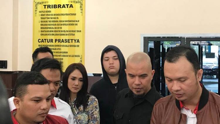 Hakim Perintahkan Jaksa Tahan Ahmad Dhani
