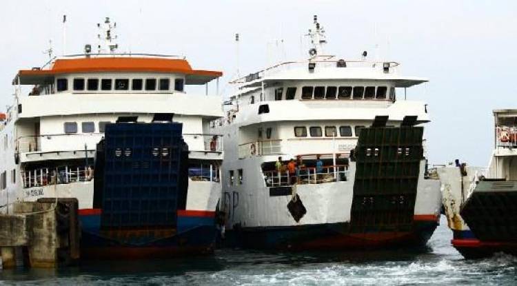 Aktivitas Pelayaran Jailolo-Ternate Masih Ditutup
