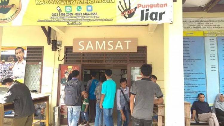 Bayar Pajak Motor, Samsat Merangin Diduga Pungli Uang Pendaftaran