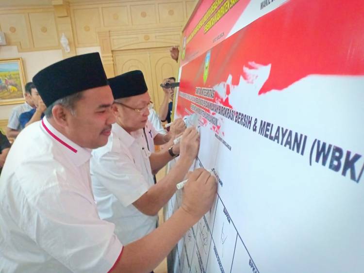Tandatangani ZI, Bupati Yakin Sarolangun Bebas Korupsi