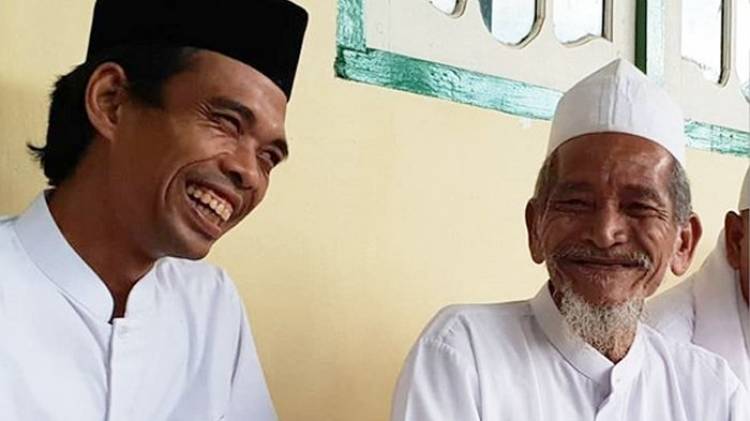 Gus Yasin: Mbah Moen dan Syeikh Abdul Somad Tidak Bicarakan Politik 