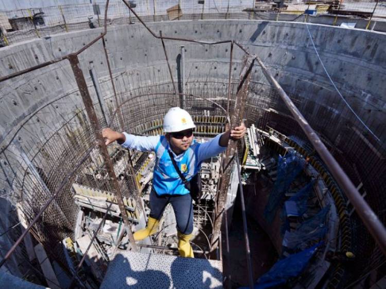 Pengamat: Harusnya Jokowi Jelaskan Kondisi Program 35.000 MW