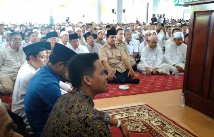 Ada Teriakan "Prabowo Presiden" di Masjid Kauman Semarang, Begini Kata Bawaslu