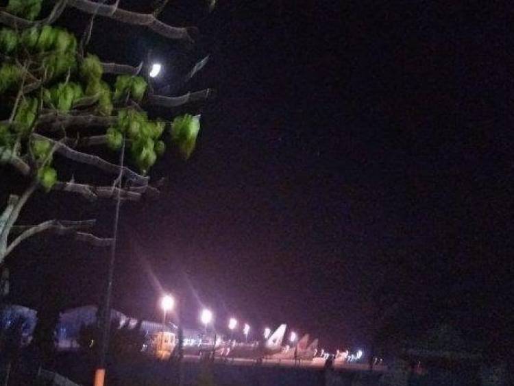 Malaysia Airlines Mendarat Darurat, Pintu Masuk Bandara Sultan Thaha Ditutup