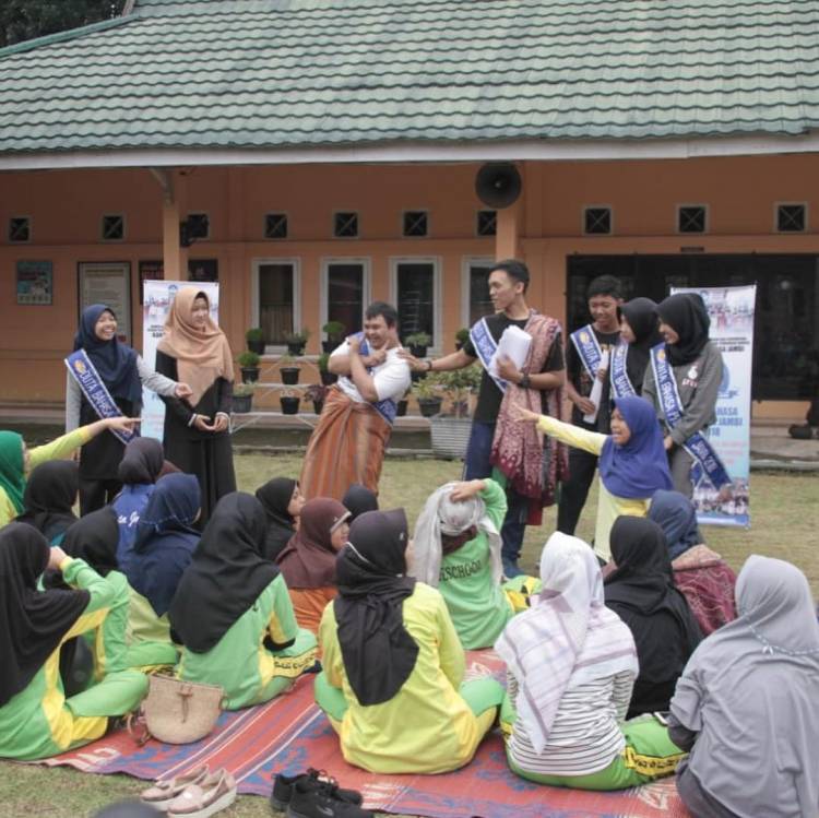 Dubas Jambi Memperingati Hari Bahasa Ibu Sedunia Bersama Anak Spesial