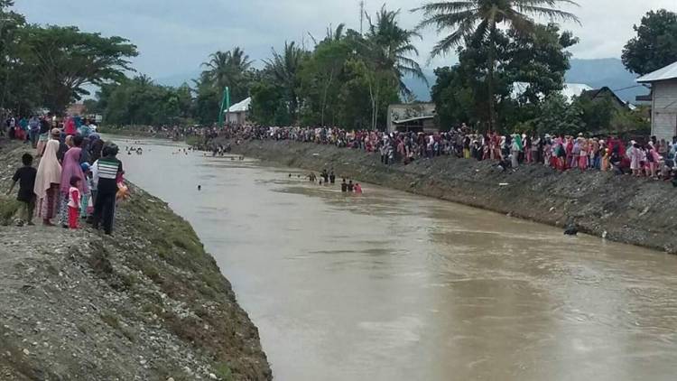 Orang "Pintar" Diturunkan, Sudah 3 Hari Tenggelam Hafiz Belum juga Ditemukan