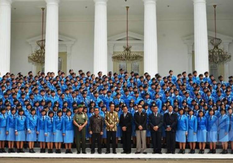 Absenkan Siswa Taruna Nusantara, Presiden: Saya Titip Negara Ini