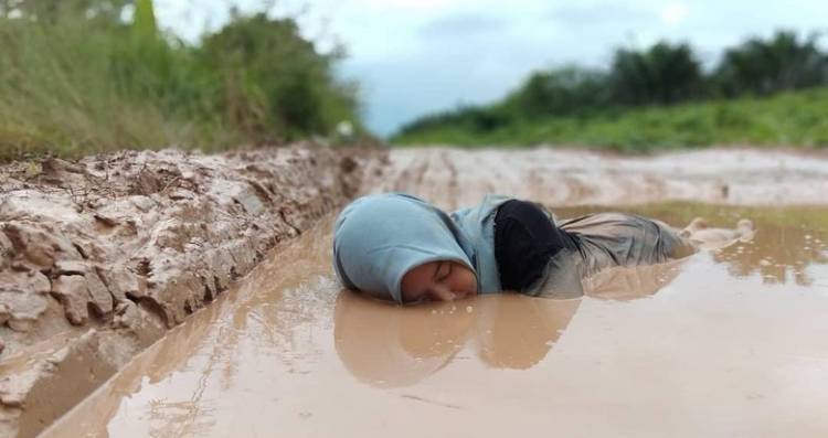 Perintah Jokowi Jalan Rusak di OKU yang Viral Mulai Diperbaiki