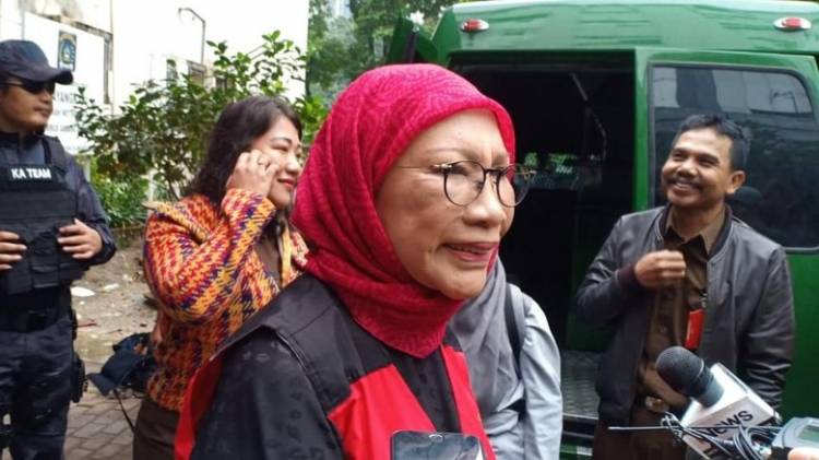 Soal Sidang Hari ini, Ratna: Ya yang nyiapan lawyer lah Bukan saya