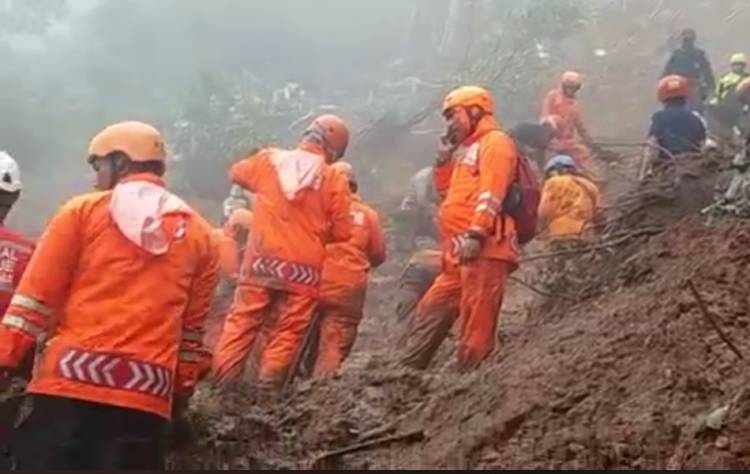 Di Cianjur, Rumah dan Lima Hektare Sawah Tertimbun Longsor