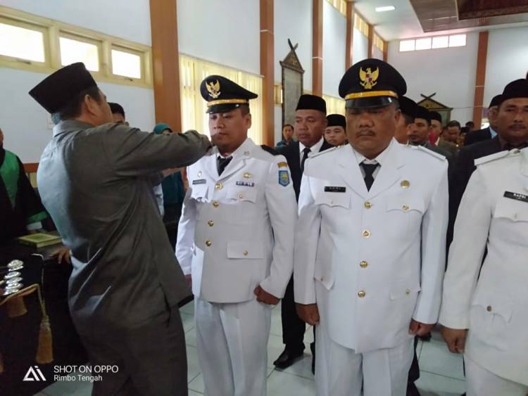 Mutasi 30 Pejabat Eselon III dan IV, Bupati Mashuri: Suka Tak Suka Ketika Habis Masanya