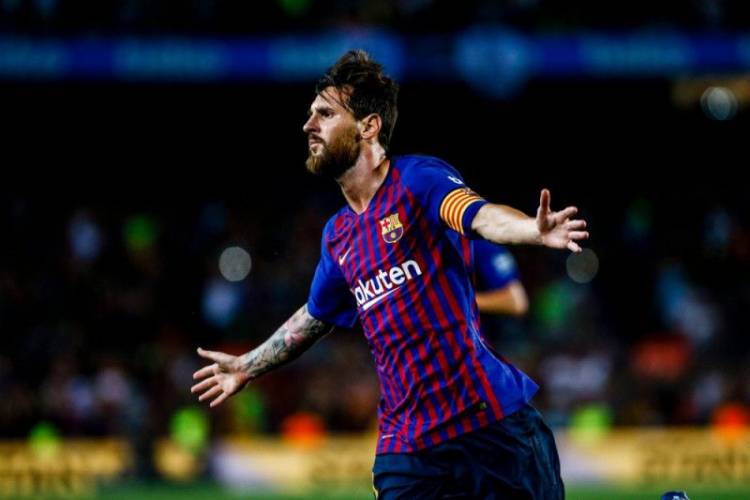 Messi Dan Suarez Hancurkan Betis 4-1