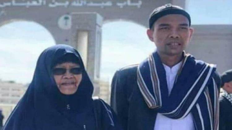 Ibunda Ustadz Abdul Somad Meninggal di Pekanbaru