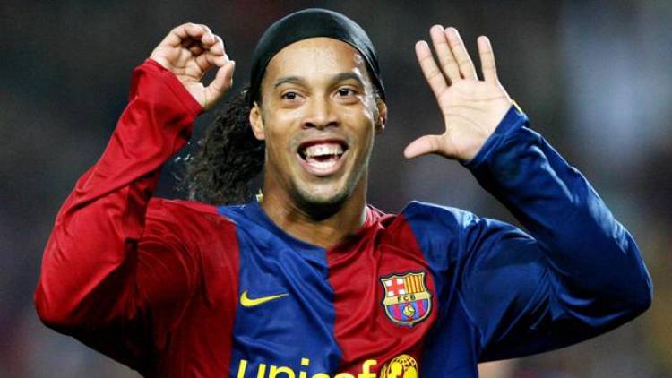 PANAS, Gubernur Sumsel Bantah Larang Ronaldinho Main di Jakabaring