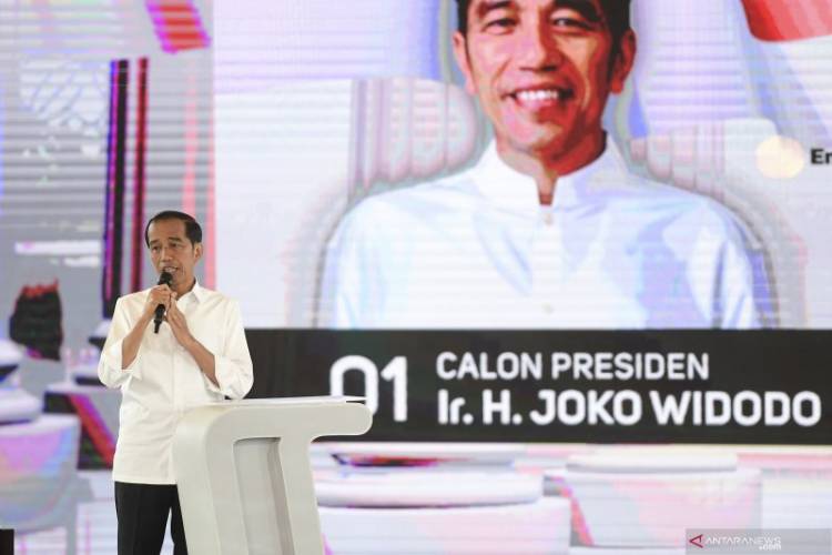 Gelar Pasukan Terintegrasi, Jokowi: Kita Tidak Jawasentris