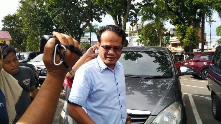 Selain Dodi & Iim, KPK juga Dikabarkan Periksa Apif Orang Dekat Zumi Zola