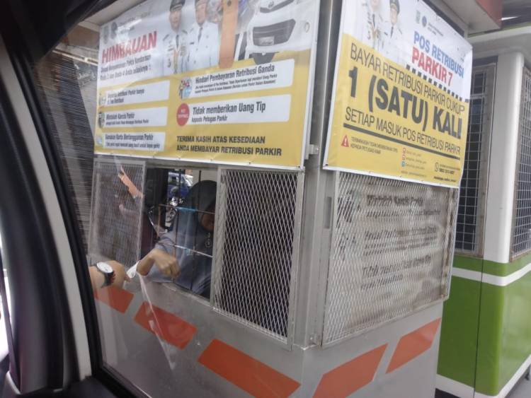 Parkir Liar di Pasar Ria, Kadishub: Jika Mukul Mobil atau Dirusak Biar Kita Proses