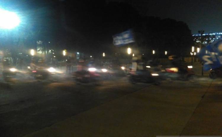 Pendukung Prabowo-Sandi Pawai Kendaraan Bermotor Sebelum Masuk GBK