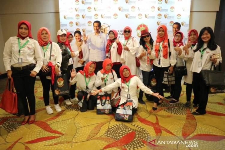 Istri Purnawirawan TNI-Polri Deklarasikan Dukungan ke Jokowi