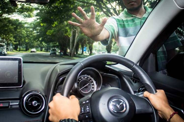 Miko Kamal PhD: Penarikan Kendaraan Harus Berdasarkan Putusan Pengadilan