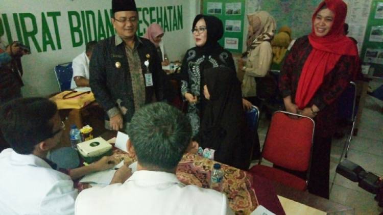 Cek Kesehatan JCH, Wawako Jambi Minta Jemaah Terbuka Soal Penyakit Diderita