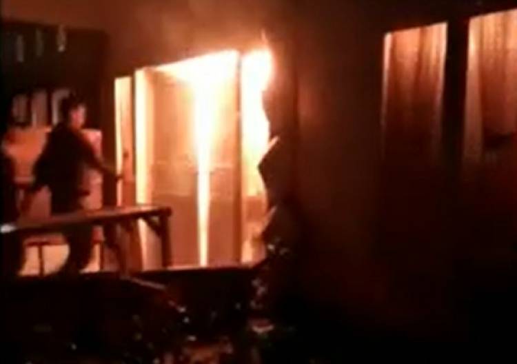 10 Kotak Suara Terbakar di Kantor Camat Koto XI Tarusan