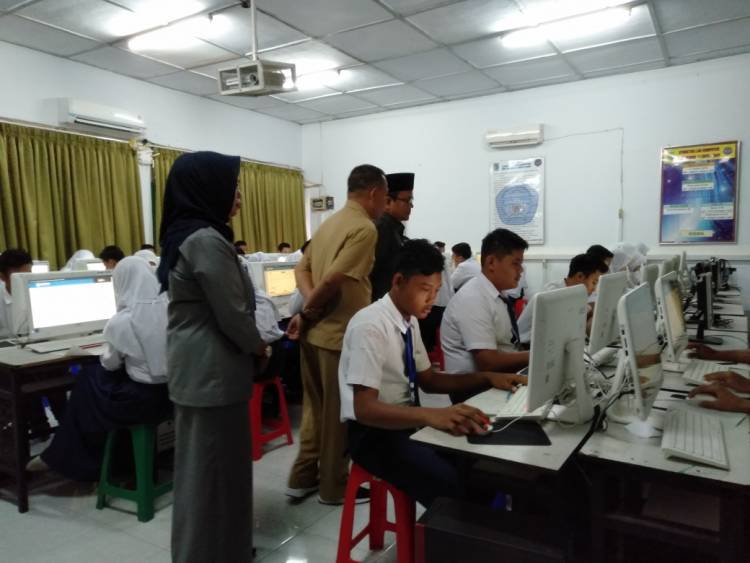 Hari Kedua 11.364 Siswa Ikuti UNBK, Maulana: Ada 5 Sekolah Masih Menumpang