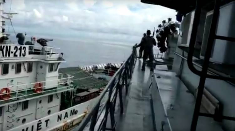 Begini Kata TNI AL Alasan KRI Tjiptadi Diam Saat Ditabrak Kapal Vietnam