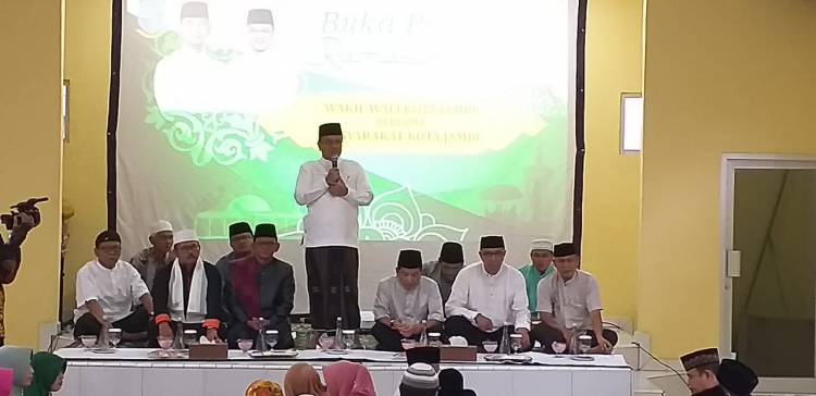 Bukber, Wawako Jambi Minta Tetap Bersatu