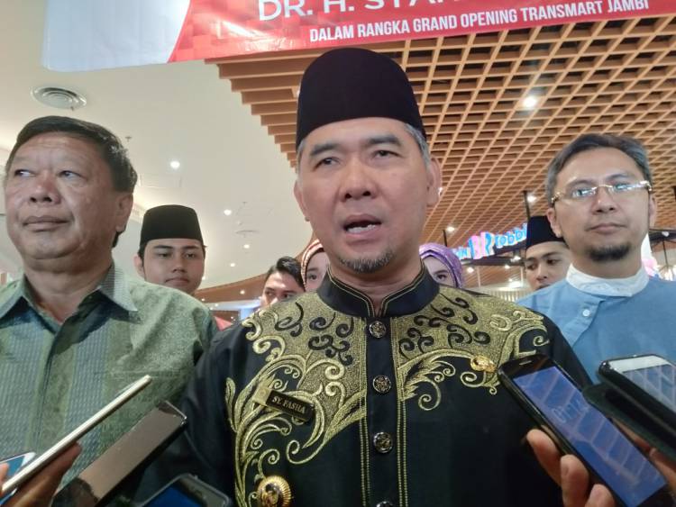 Macet di Depan Transmart Jambi, Walikota: Ya, Harap Maklum Saja!