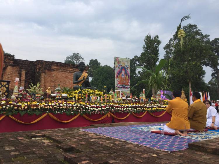 Peringatan Waisak di Candi Muarojambi Mengusung Tema Kebhinekaan & Keutuhan Bangsa