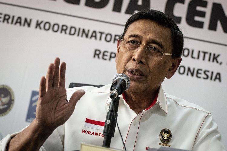 Blokir Kirim Gambar di WA-FB-IG, Wiranto: Ini Upaya Amankan Negeri