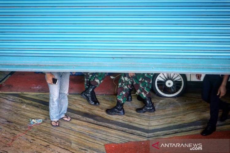 Duh!! Gara-gara Demo, Pusat Grosir Metro Tanah Abang Rugi Ratusan Miliar Dalam Sehari