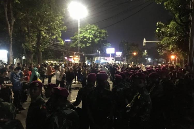 Jalan Abdul Moeis Ditutup Saat BPN Tiba di MK