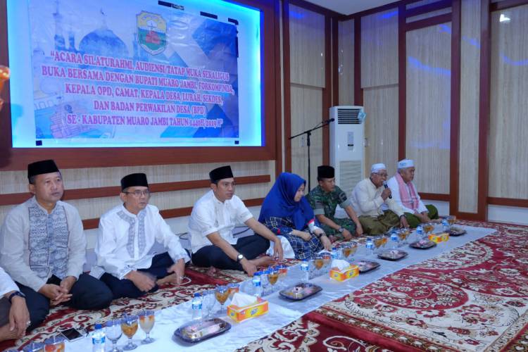 Buka Puasa Bersama OPD dan Anak Yatim, Ini Pesan Bupati Muarojambi