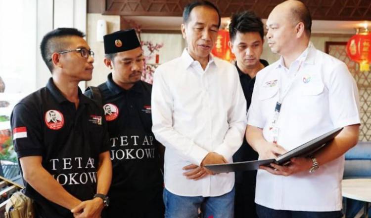 Bela Jokowi, Ketum ABJ: Jokowi Tak Jadikan ASN Sebagai Mesin Politik