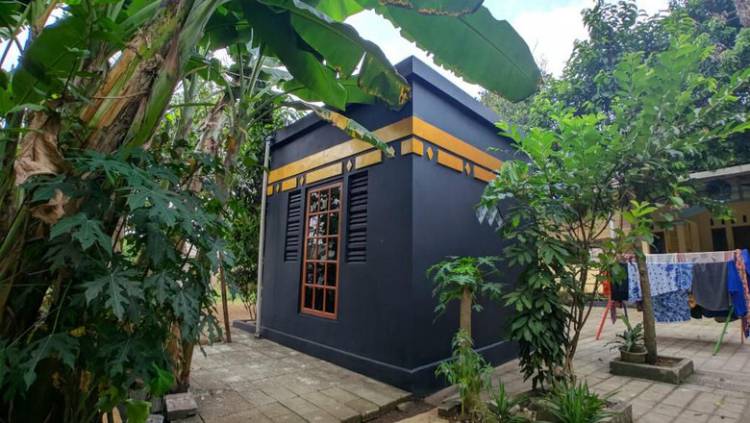 Mushola Berbentuk Kakbah, Pria Ini Ngaku Imam Mahdi di Depok