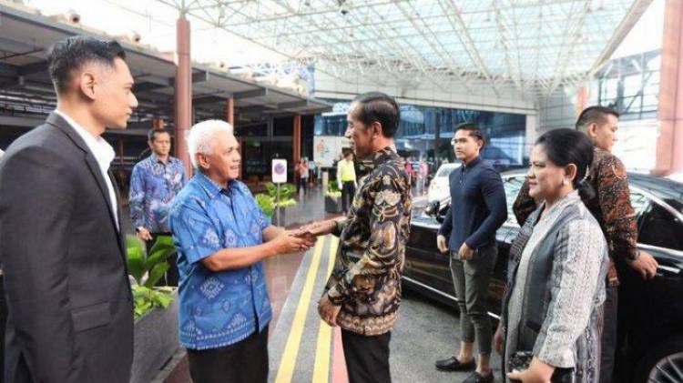 Ibu Ani akan Dimakamkan di Taman Makam Pahlawan Kalibata