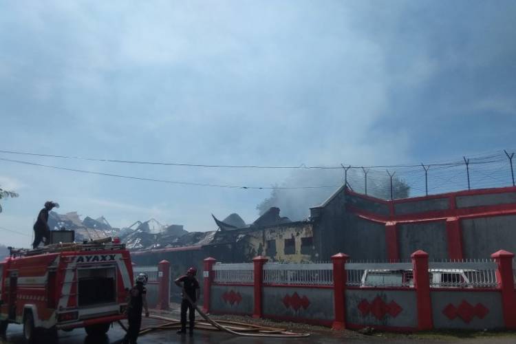 BREAKING NEWS! Lapas Kelas IIB Pidie Terbakar