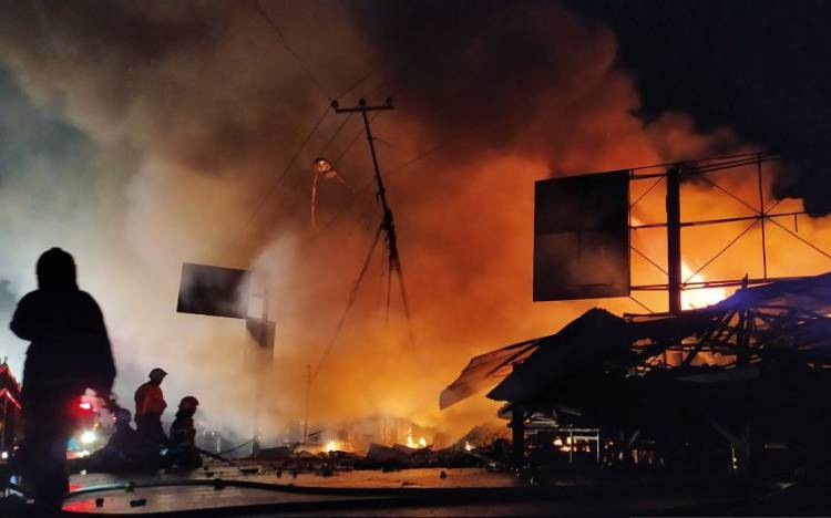 Bandung Lautan Api, 62 Kios di Pasar Ujung Berung Hangus Terbakar