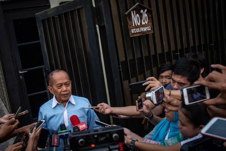 Soal KLB, Syarief Hasan: Tak Perlu Susah-susah, SBY Tinggal Serahkan ke AHY